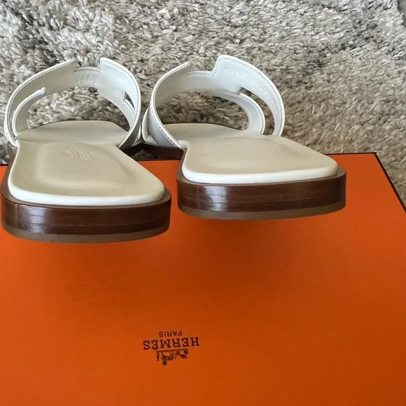 Hermes White Slide Sandals 38.5 - Picture 11 of 15